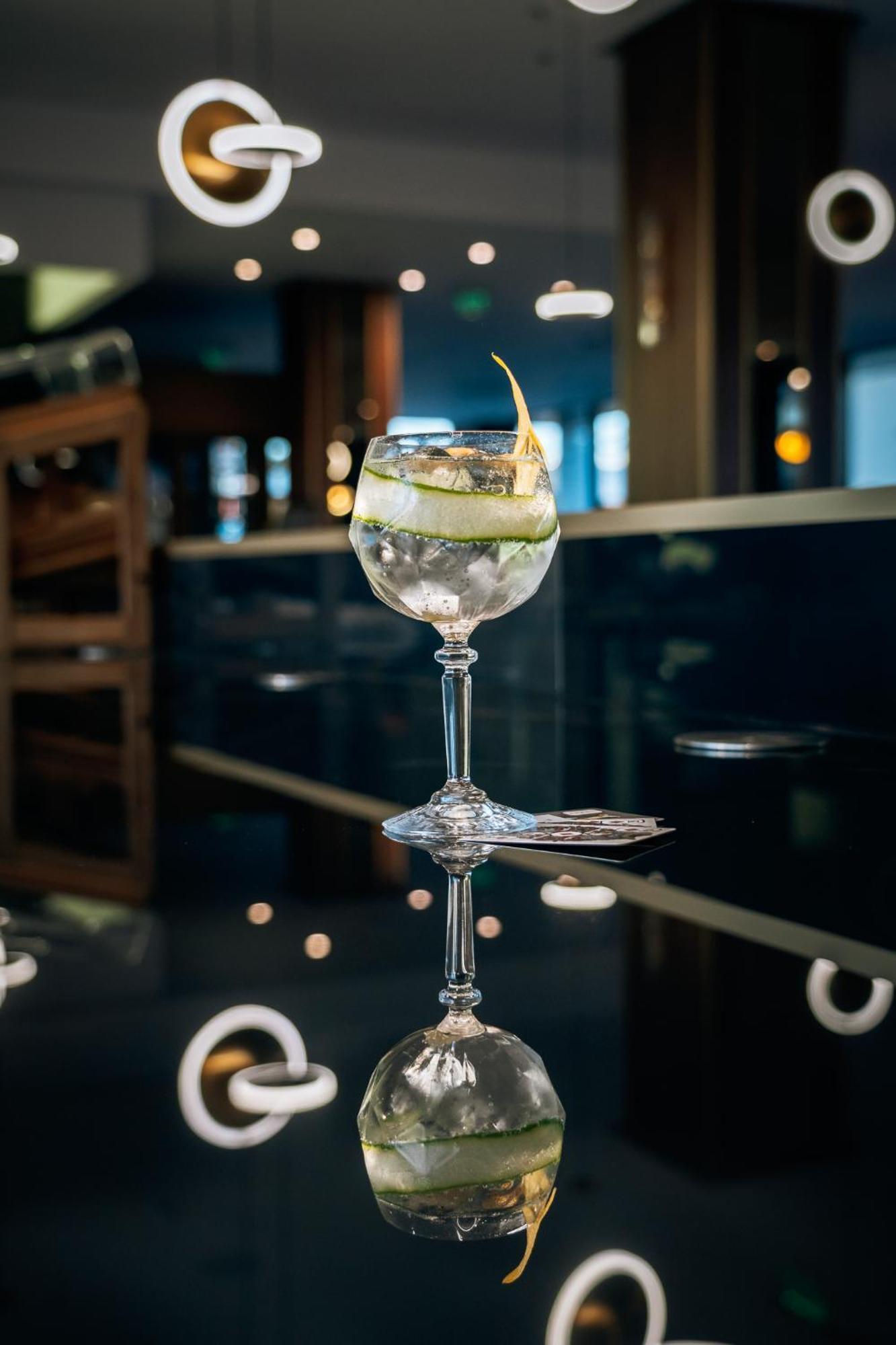 Sky Airport Hotel Cluj-Napoca Eksteriør billede