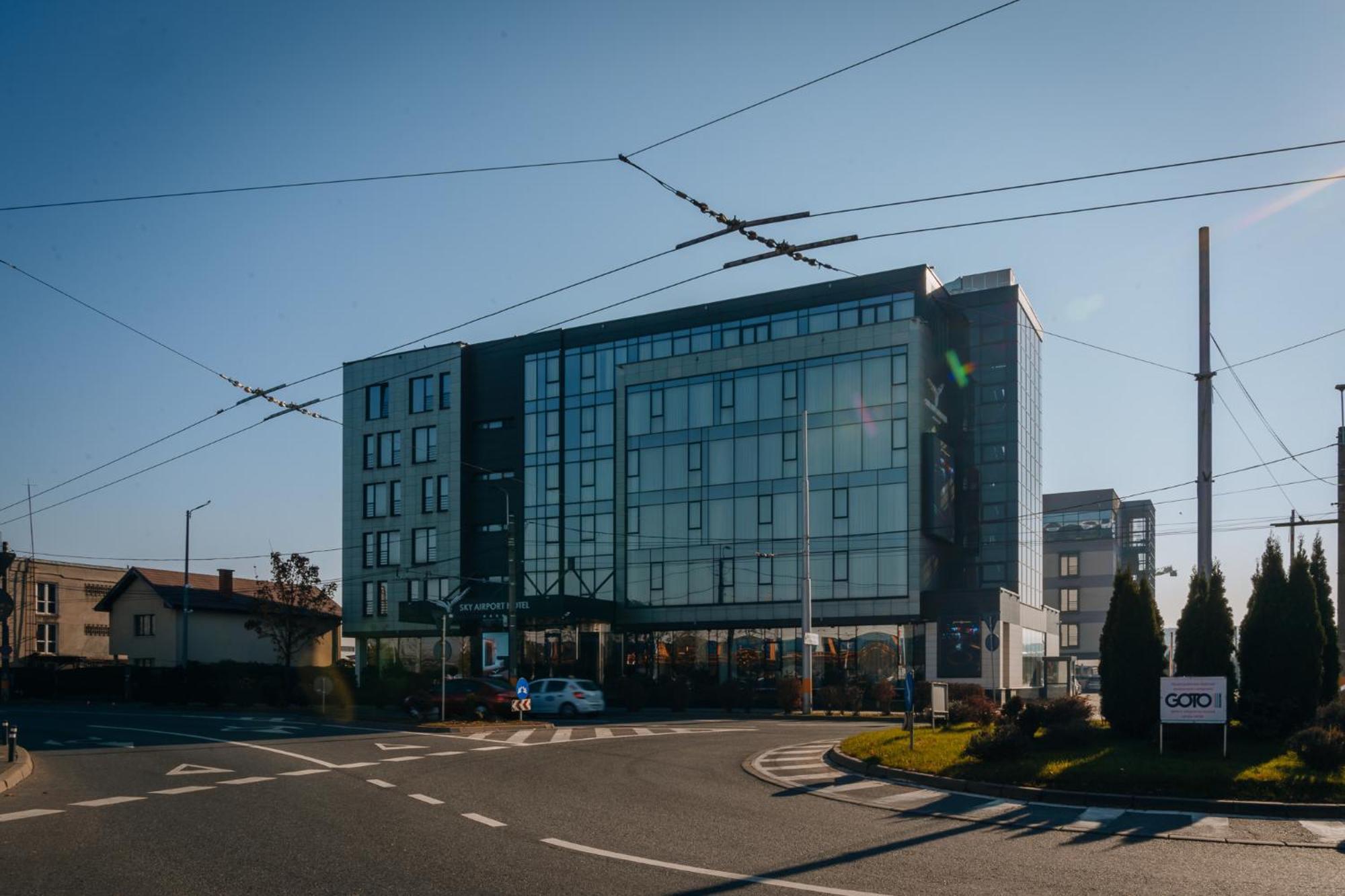 Sky Airport Hotel Cluj-Napoca Eksteriør billede