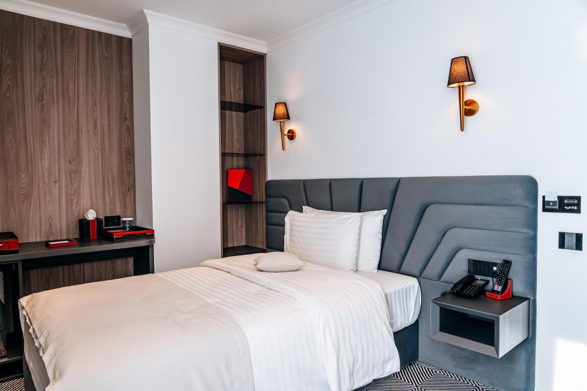 Sky Airport Hotel Cluj-Napoca Værelse billede